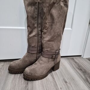 Jellypop Taupe Heeled Boots